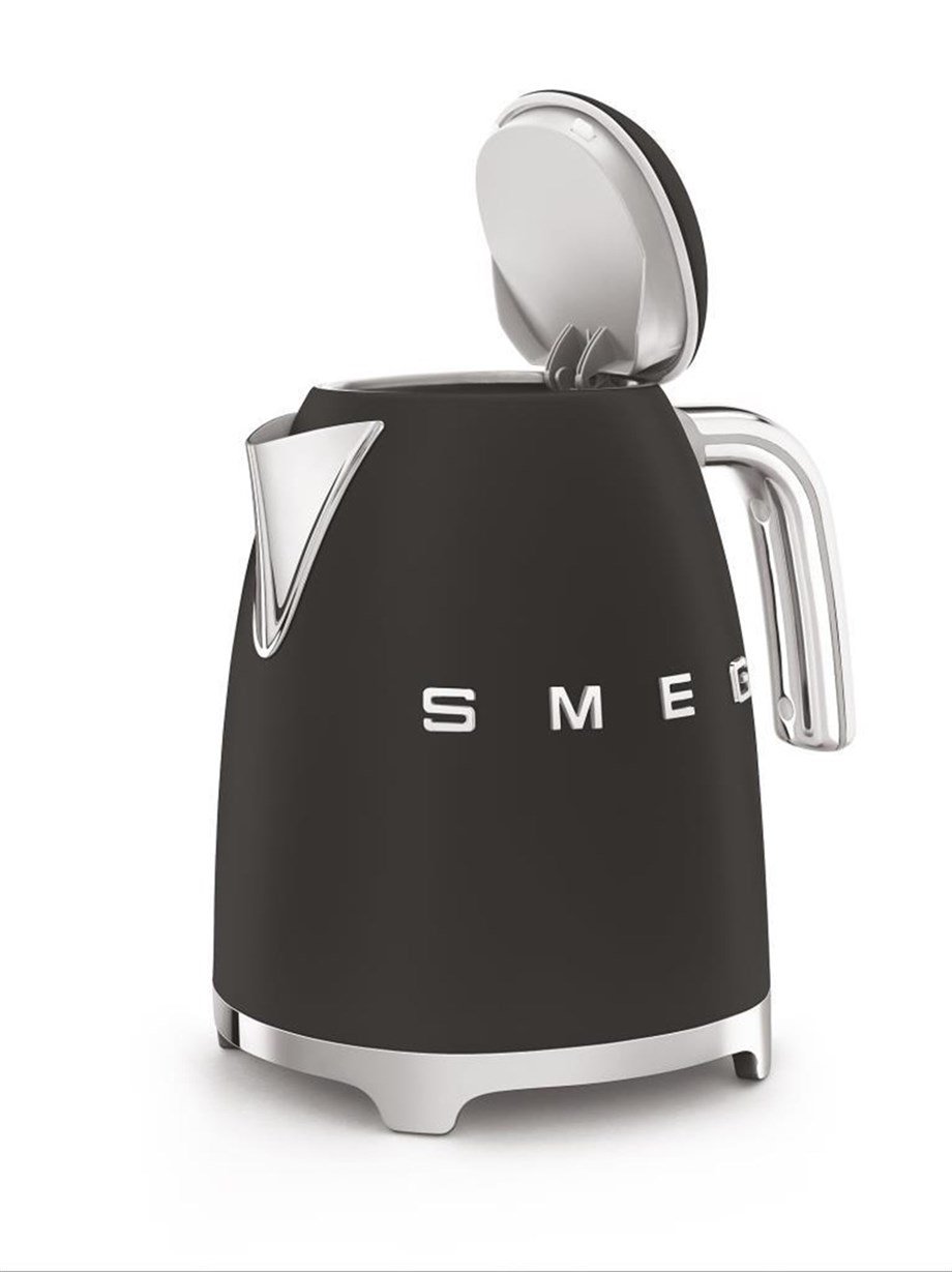 SMEG Mat Siyah Kettle KLF03BLMEU