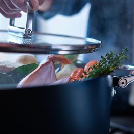 Joseph Joseph 45045 Space 25 Cm. Kapaklı Çorba Tenceresi