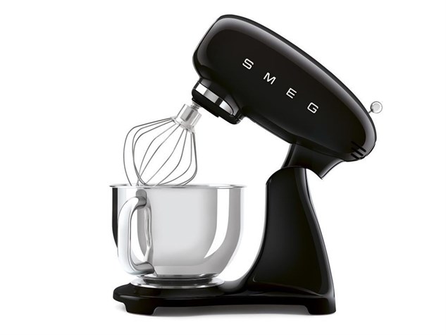SMEG Komple Siyah Stand Mikser SMF03BLEU
