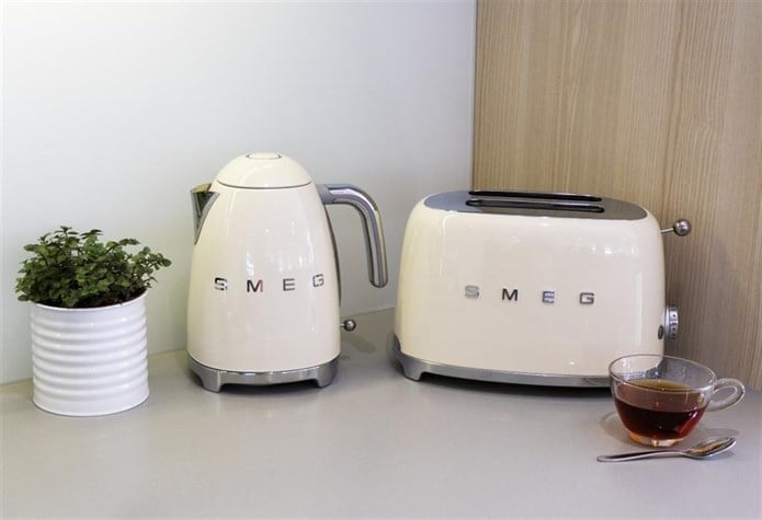 SMEG Krem 2X1 Ekmek Kızartma Makinesi TSF01CREU