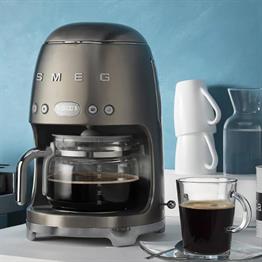 SMEG Paslanmaz Çelik Filtre Kahve Makinesi DCF02SSEU