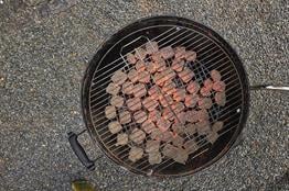 Weber Classic Kettle 57 cm Siyah Kömürlü Barbekü 1341504