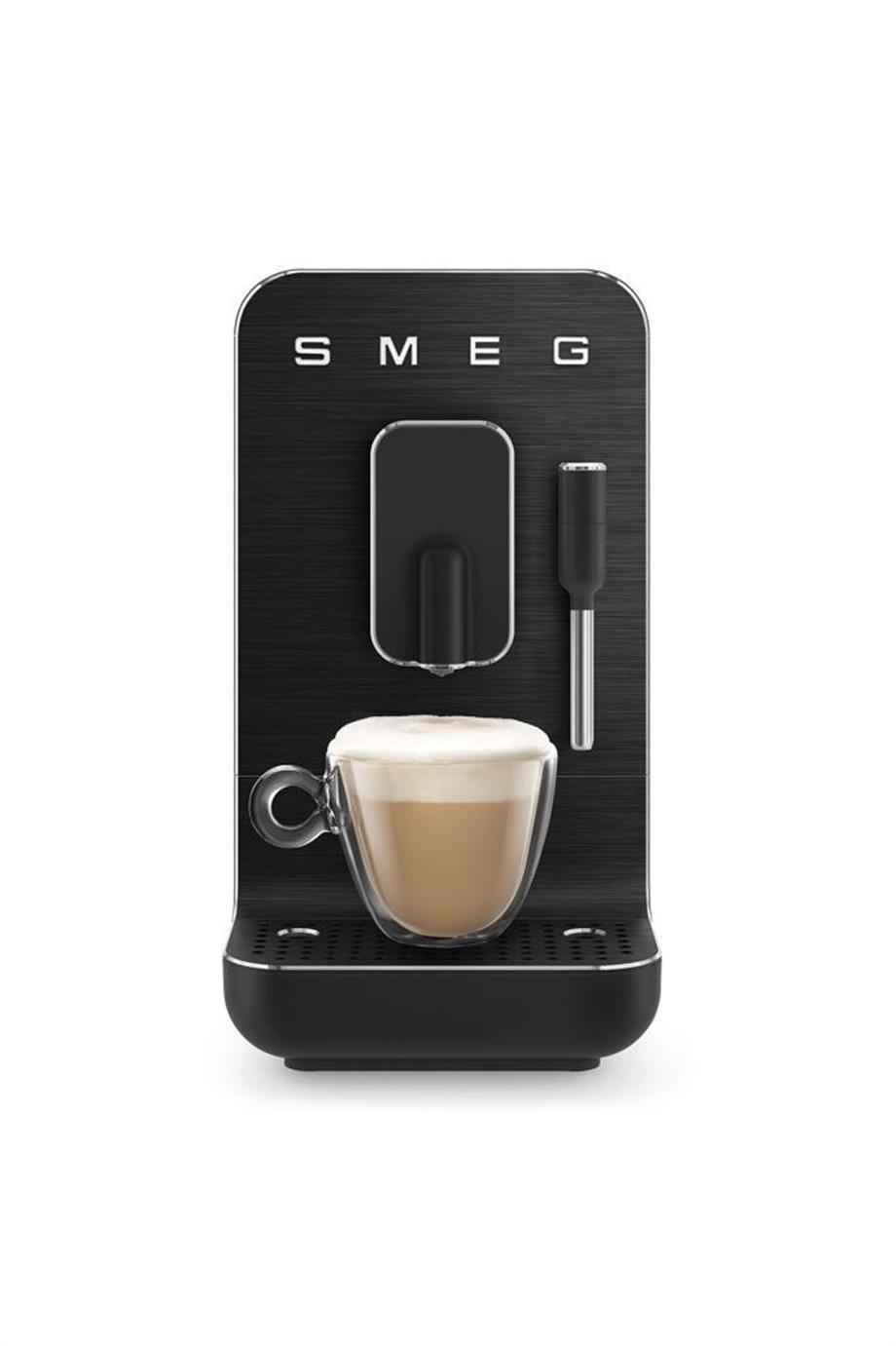 SMEG BCC02 Espresso Otomatik Kahve Makinesi Full Black Mat