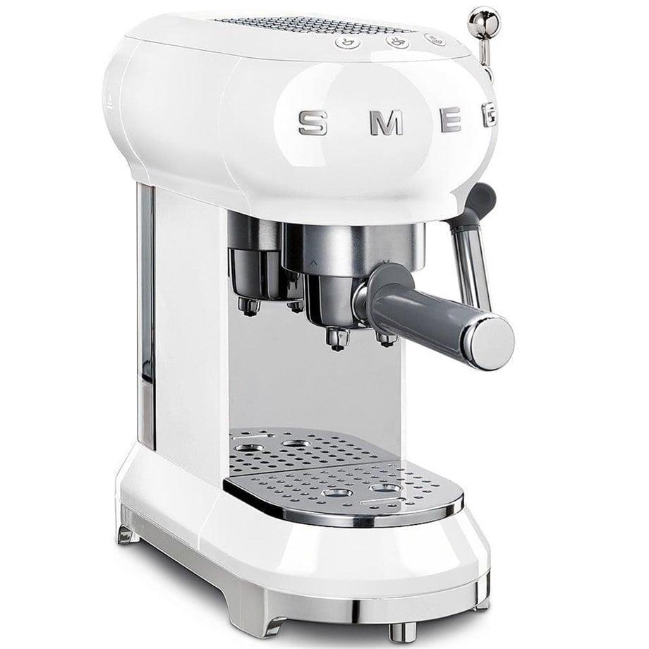 SMEG Beyaz Espresso Kahve Makinesi ECF02WHEU