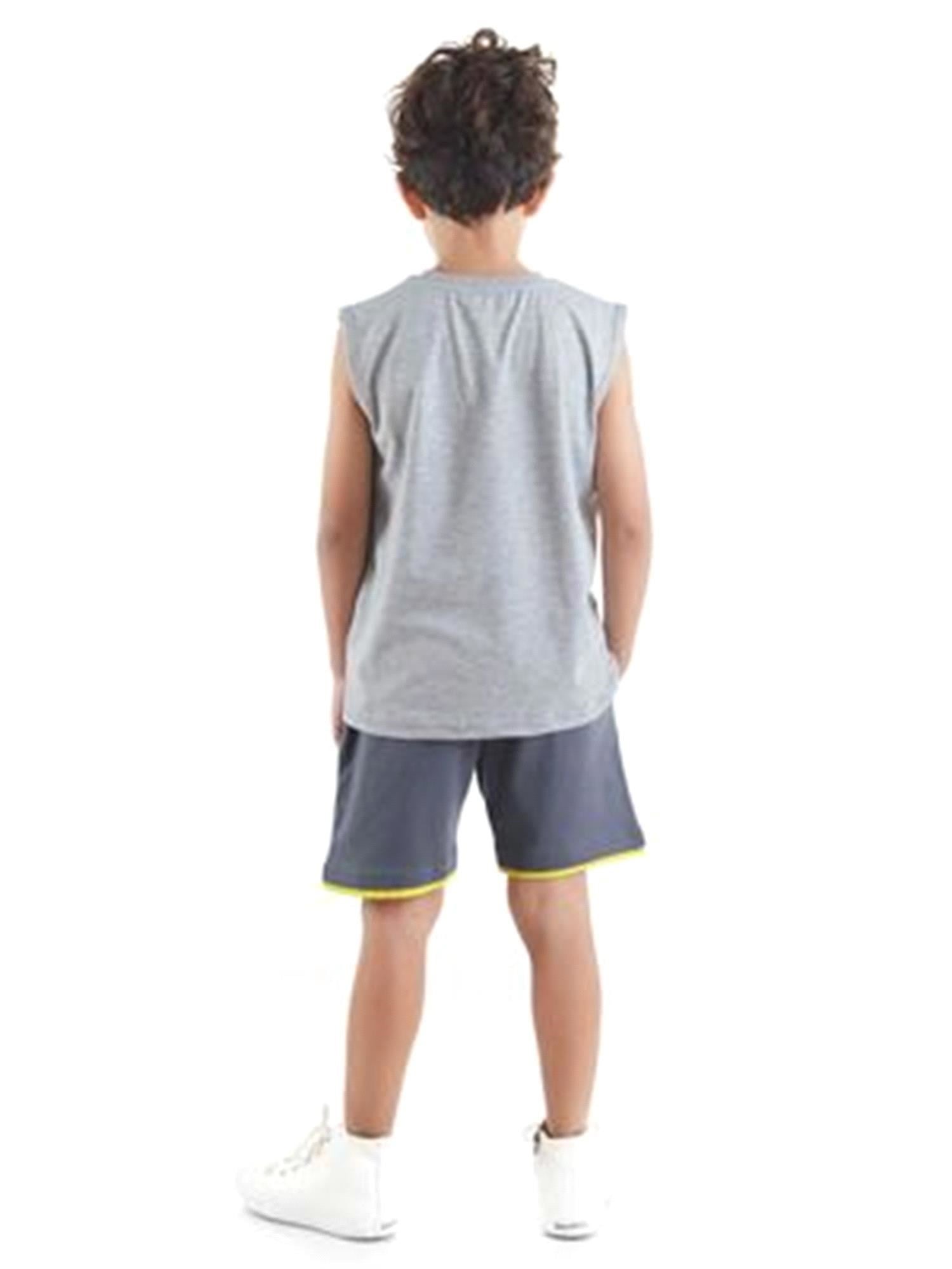 Denokids Erkek Çocuk Pizzacı Köpekbalığı Tshırt Şort Takım Ms-23Y1-034