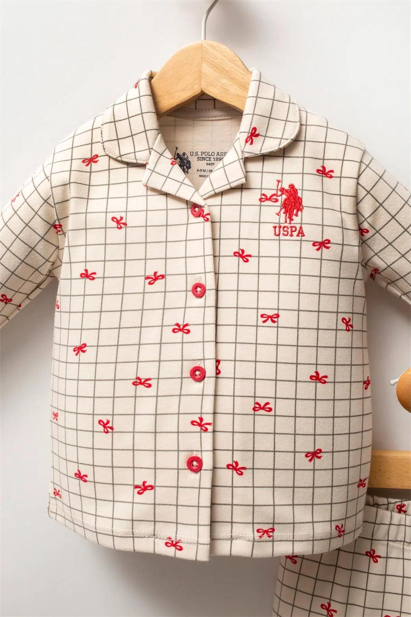 U.S. Polo Assn. Kız Bebek Pijama Takımı Bej USB2728