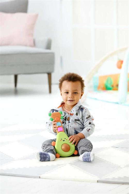 Skip Hop Farmstand Işıklı ve Sesli Oyuncak Avokado Gitar 305409