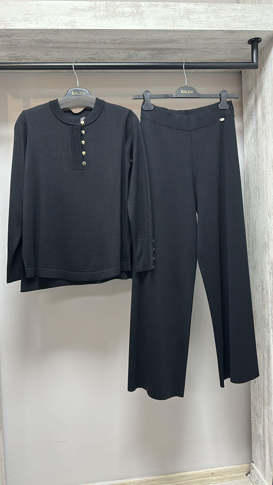 Missdalida 26K - 6018 Black Düğmeli Yün Bluz 