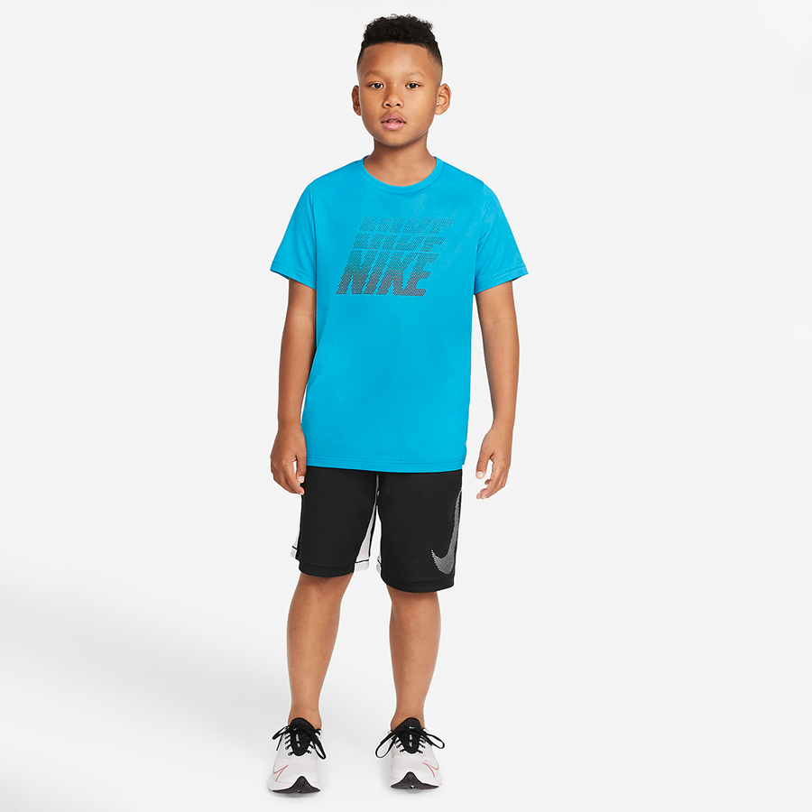 Nike Dri-FIT Erkek Çocuk Antrenman Tişörtü
