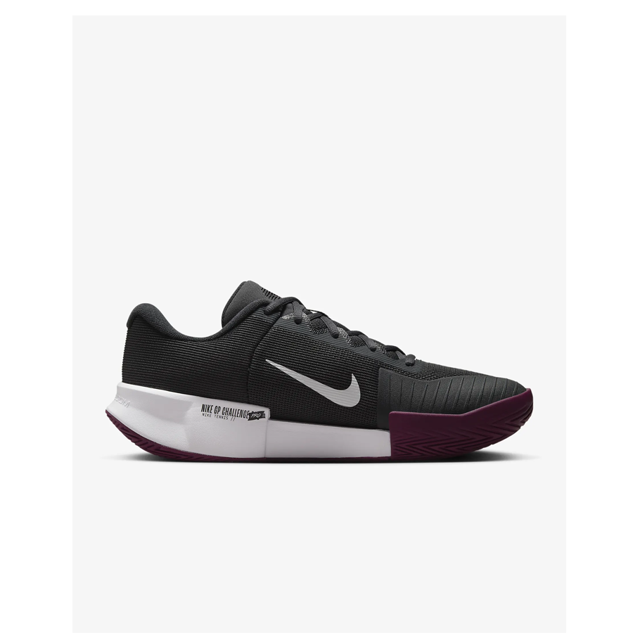 Nike GP Mücadelesi Pro Sert Kort Tenis Ayakkabıları