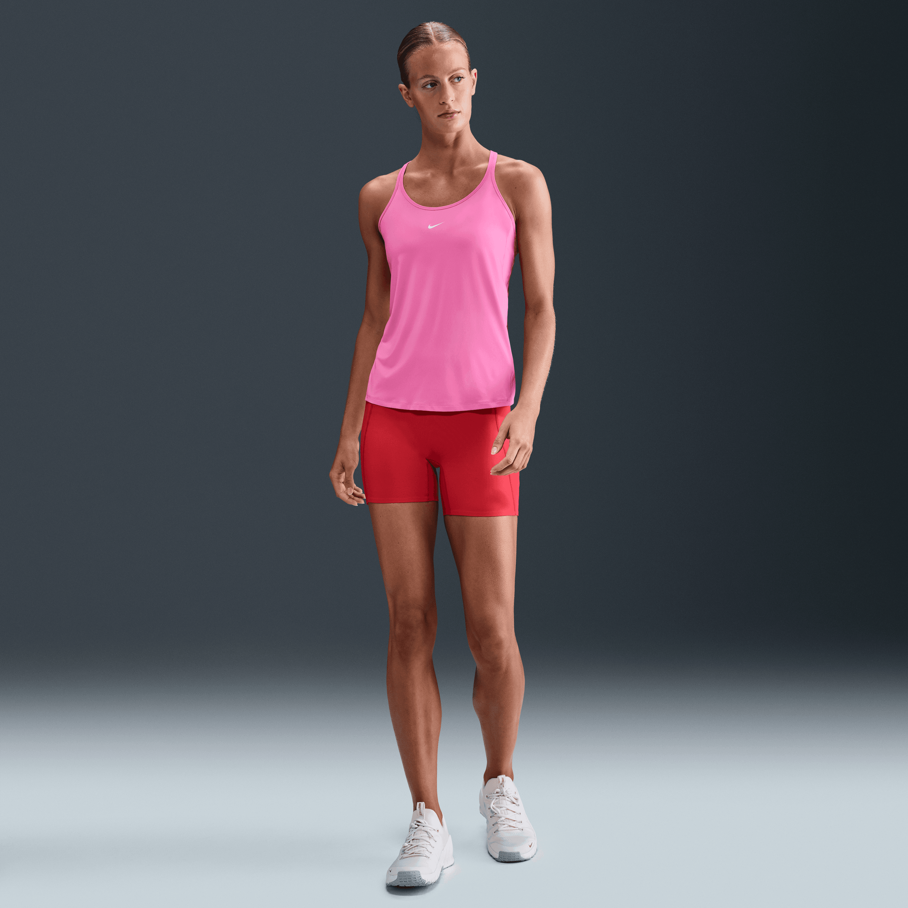 Nike One Classic Dri-FIT Askılı Kadın Atleti