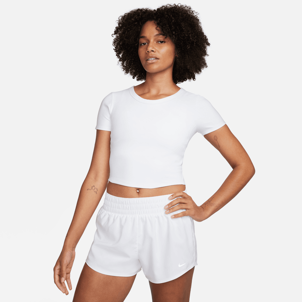 Nike One Fitted Dri-FIT Kısa Kollu Crop Kadın Üstü