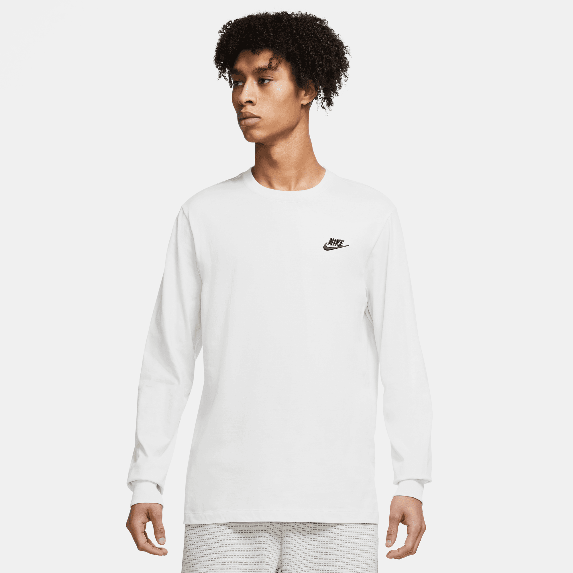 Nike Sportswear Club Uzun Kollu Erkek Tişörtü