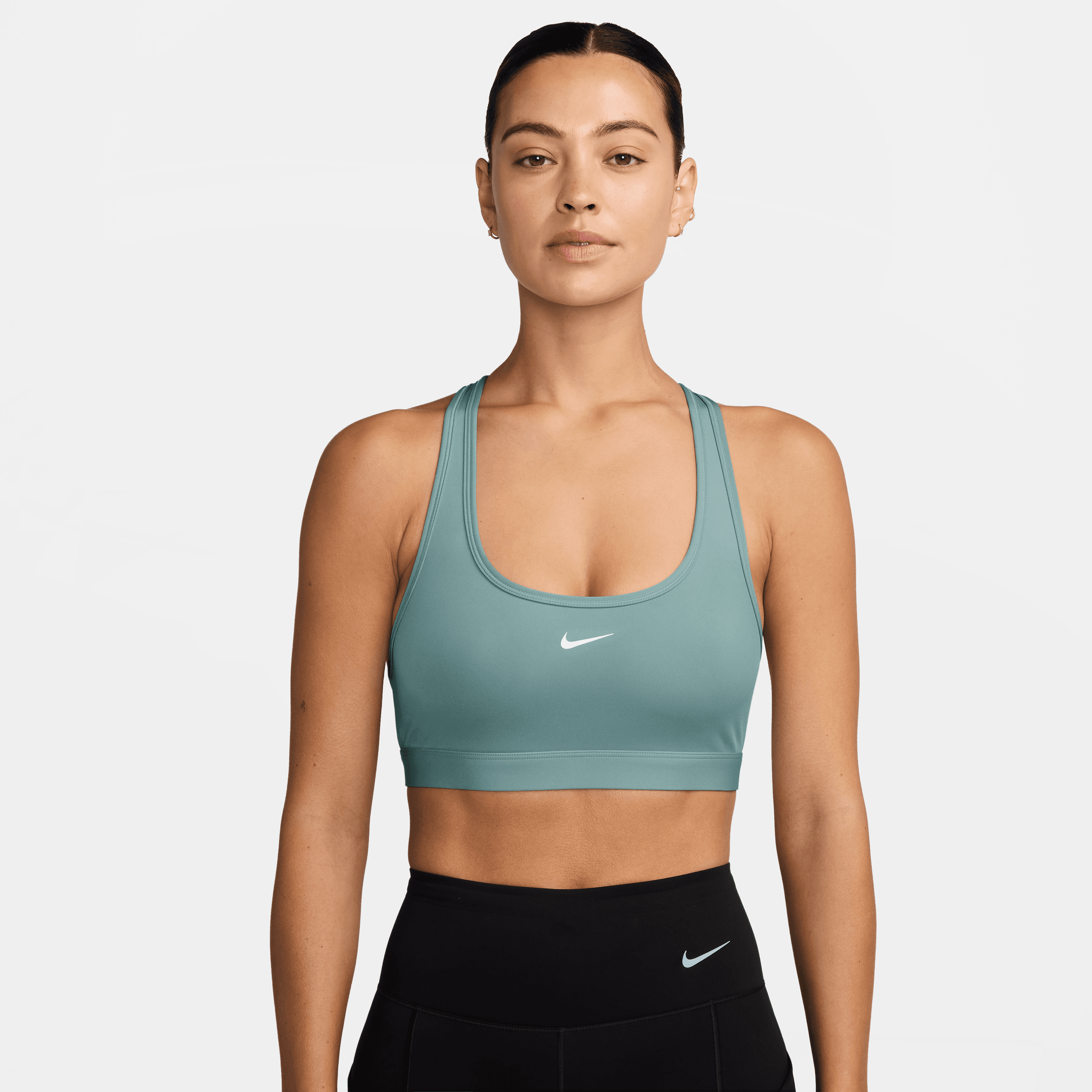 Nike Swoosh Light Support Dolgusuz Kadın Spor Sütyeni
