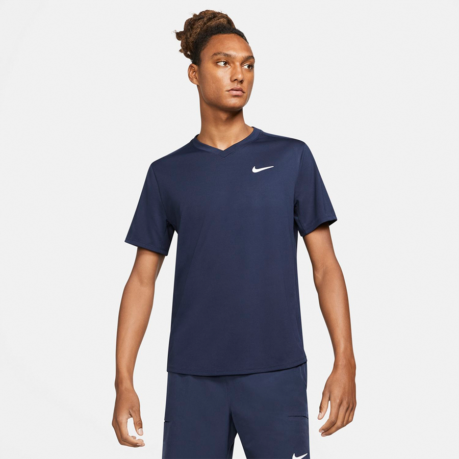 NikeCourt Dri-FIT Victory Erkek Tenis Tişörtü