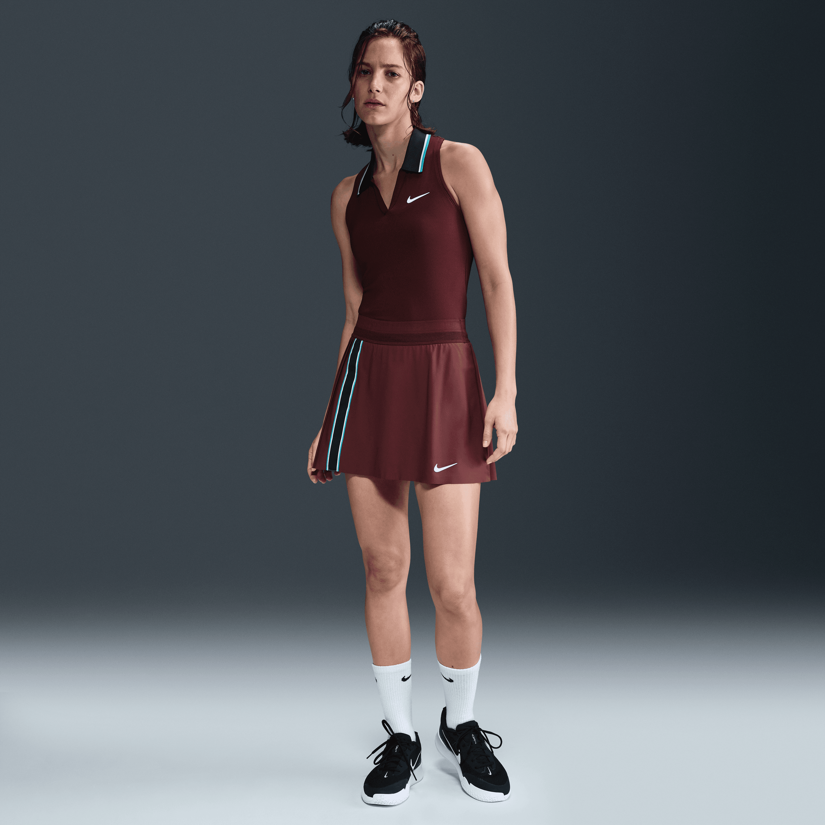 NikeCourt Slam Kadın Dri-FIT Tenis Atleti