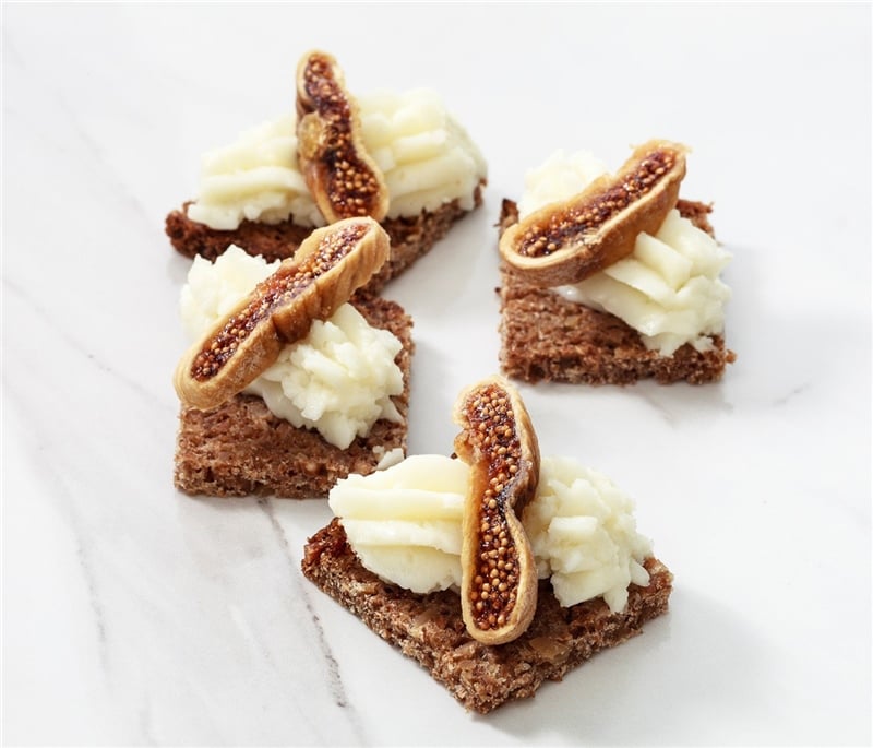 Tulum Peynirli Kanepe -15 Ad