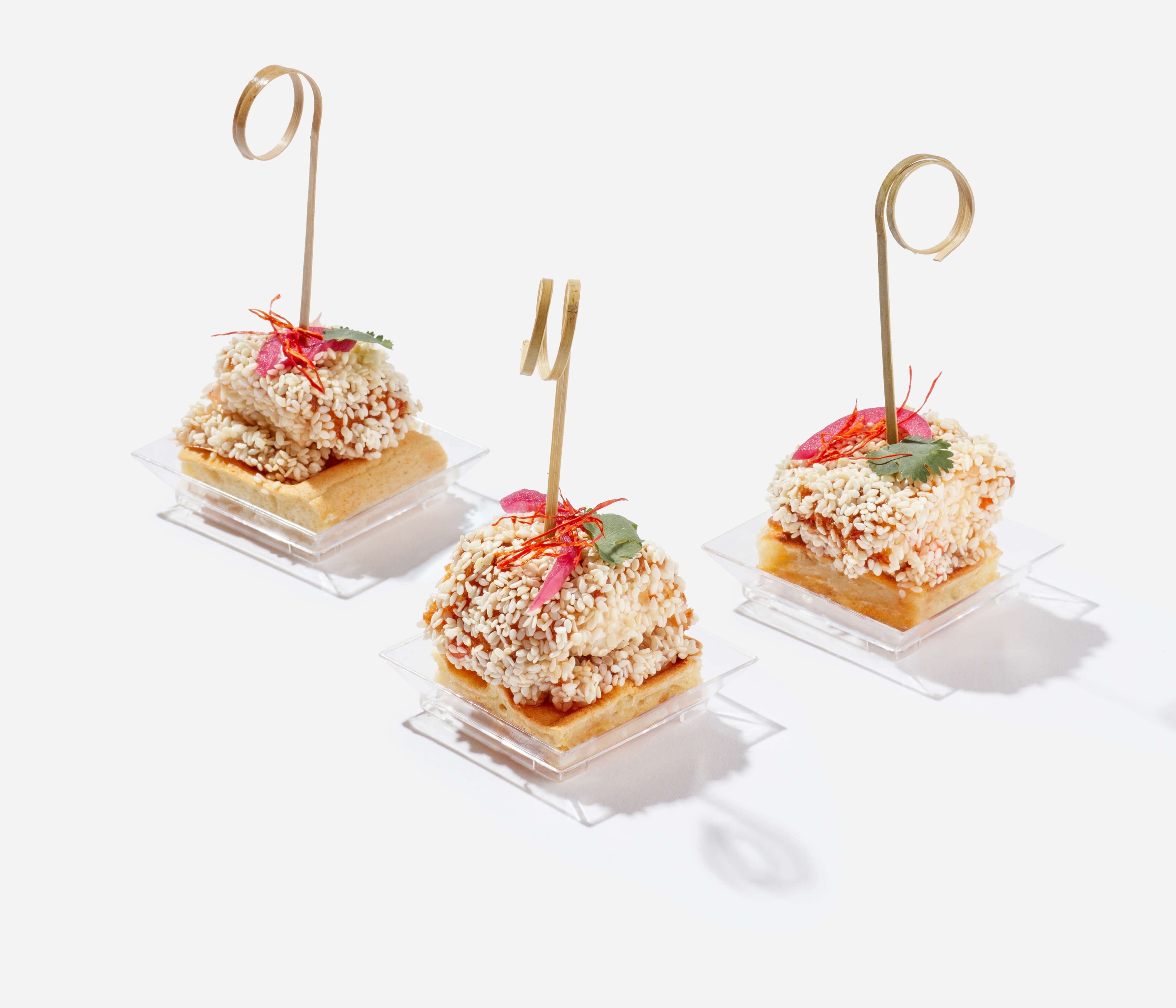 Susamlı Spicy Honey Tavuk & Tuzlu Waffle