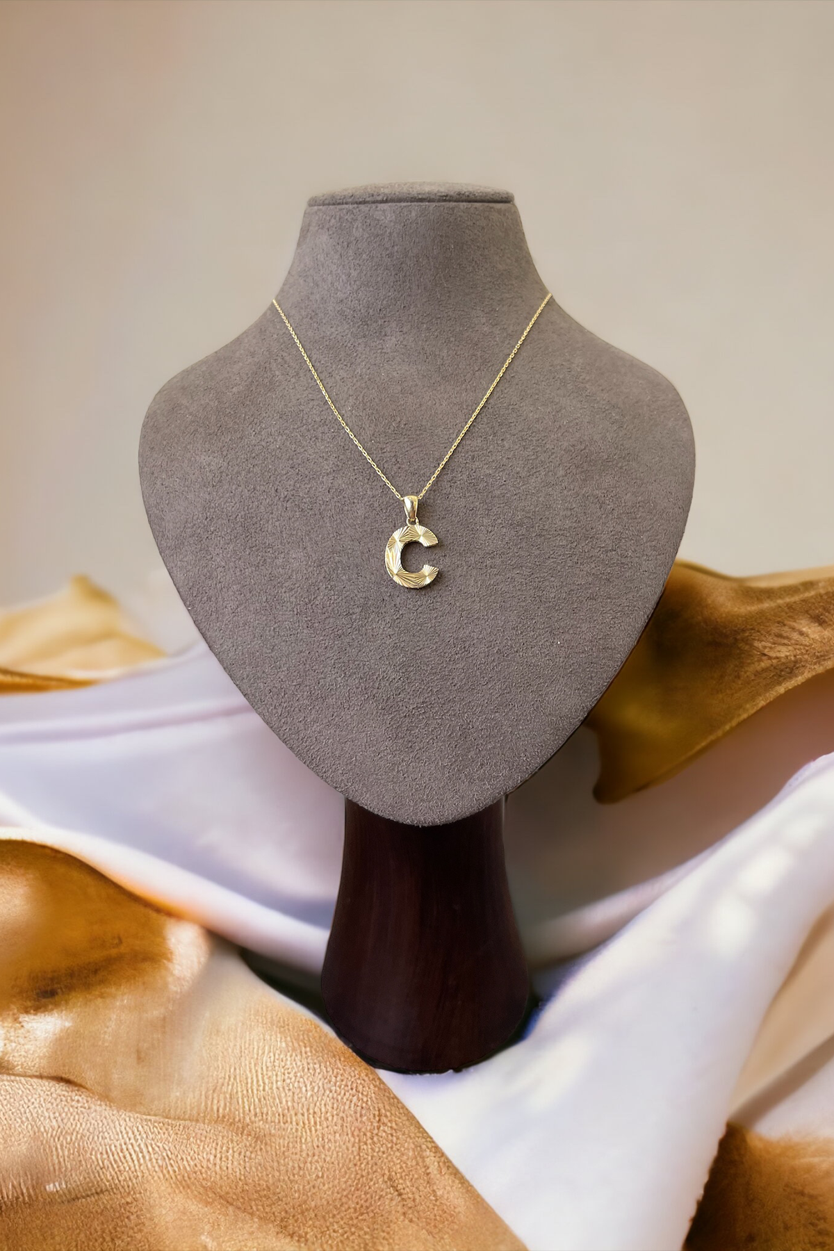 14 Ayar Altın C Harf Kolye Ucu