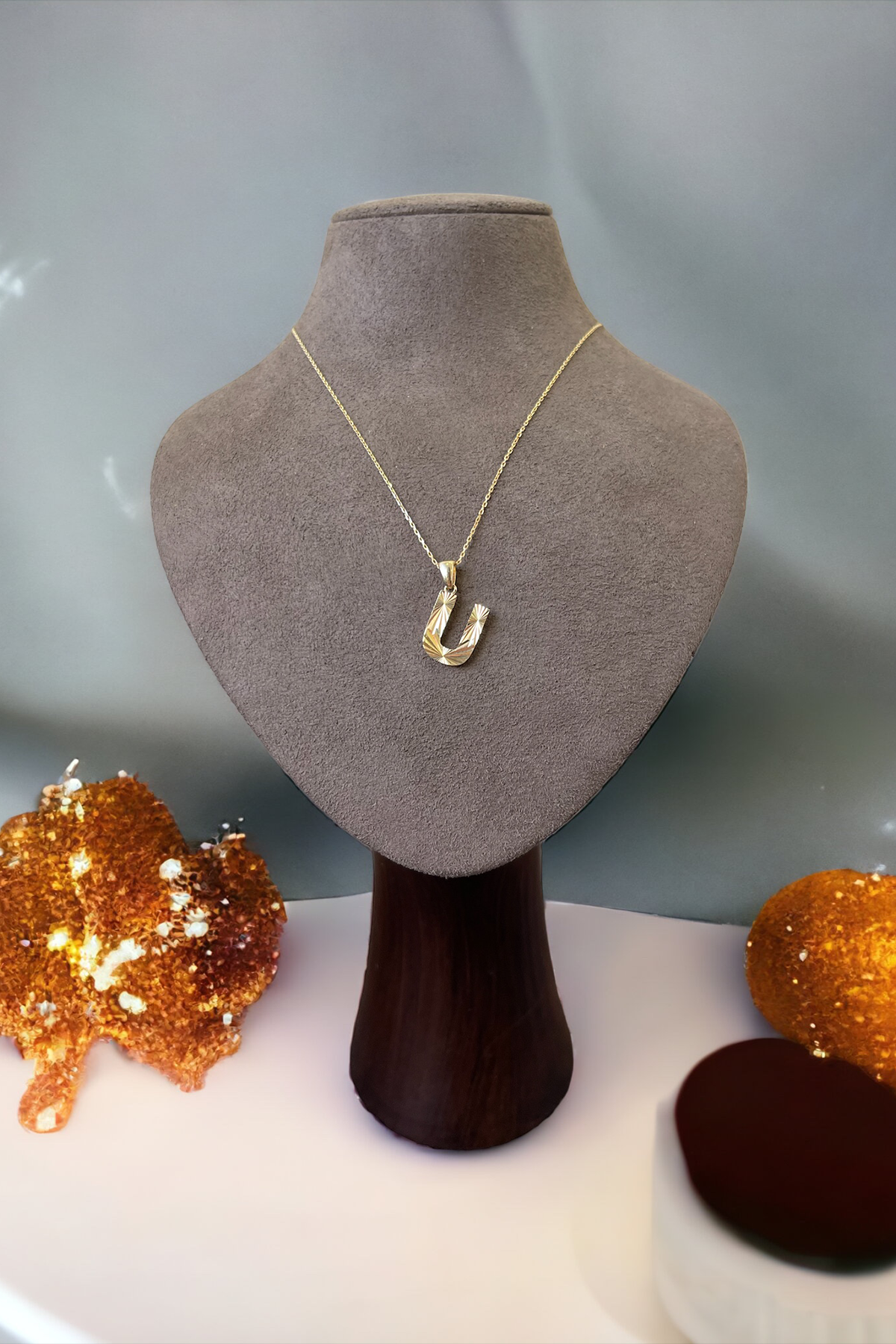 14 Ayar Altın U Harf Kolye Ucu