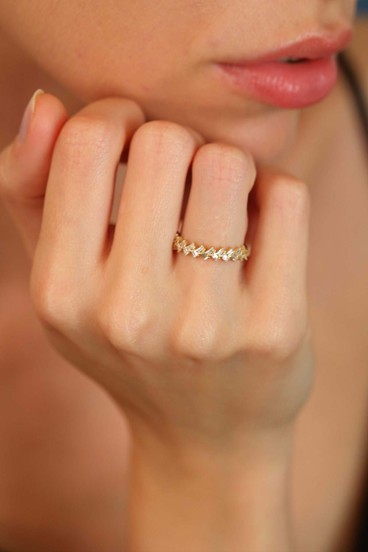 14 Ayar Altın Bagetli Çıtır Yüzük