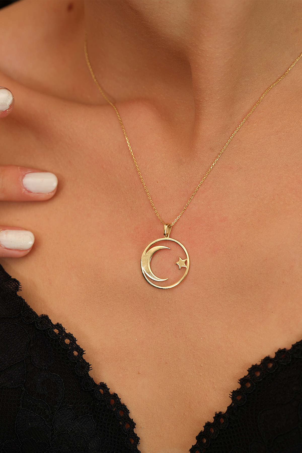 14 Ayar Altın Çerçeveli Ay Yıldız Kolye