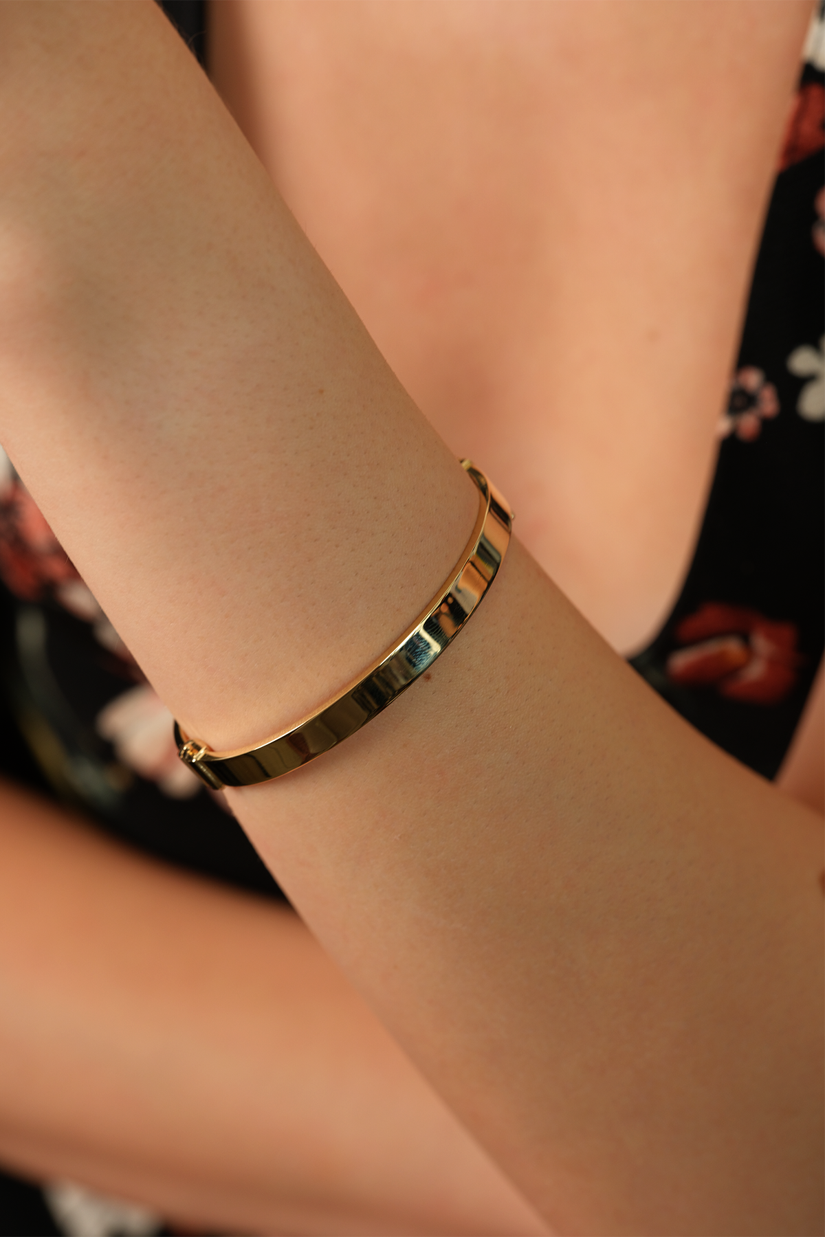 14 Ayar Altın Charnel Kelepçe