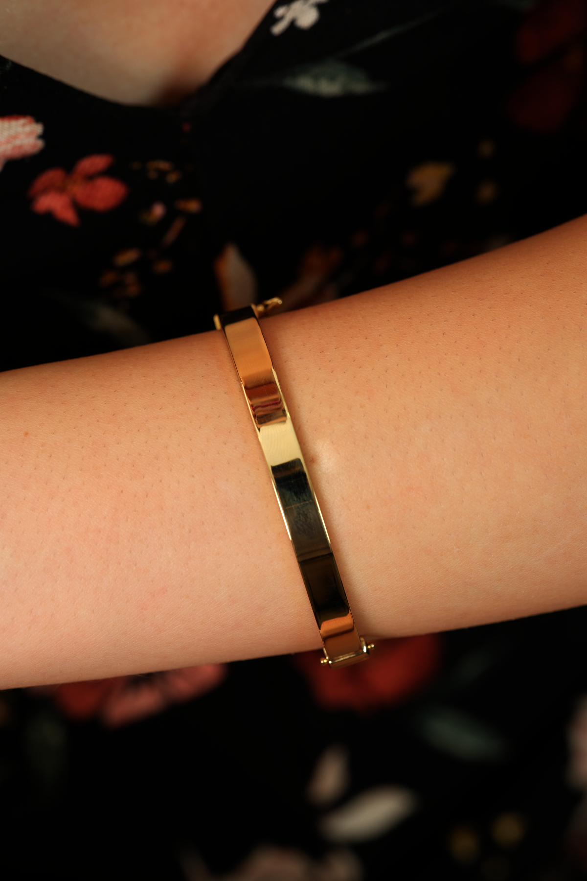 14 Ayar Altın Charnel Kelepçe