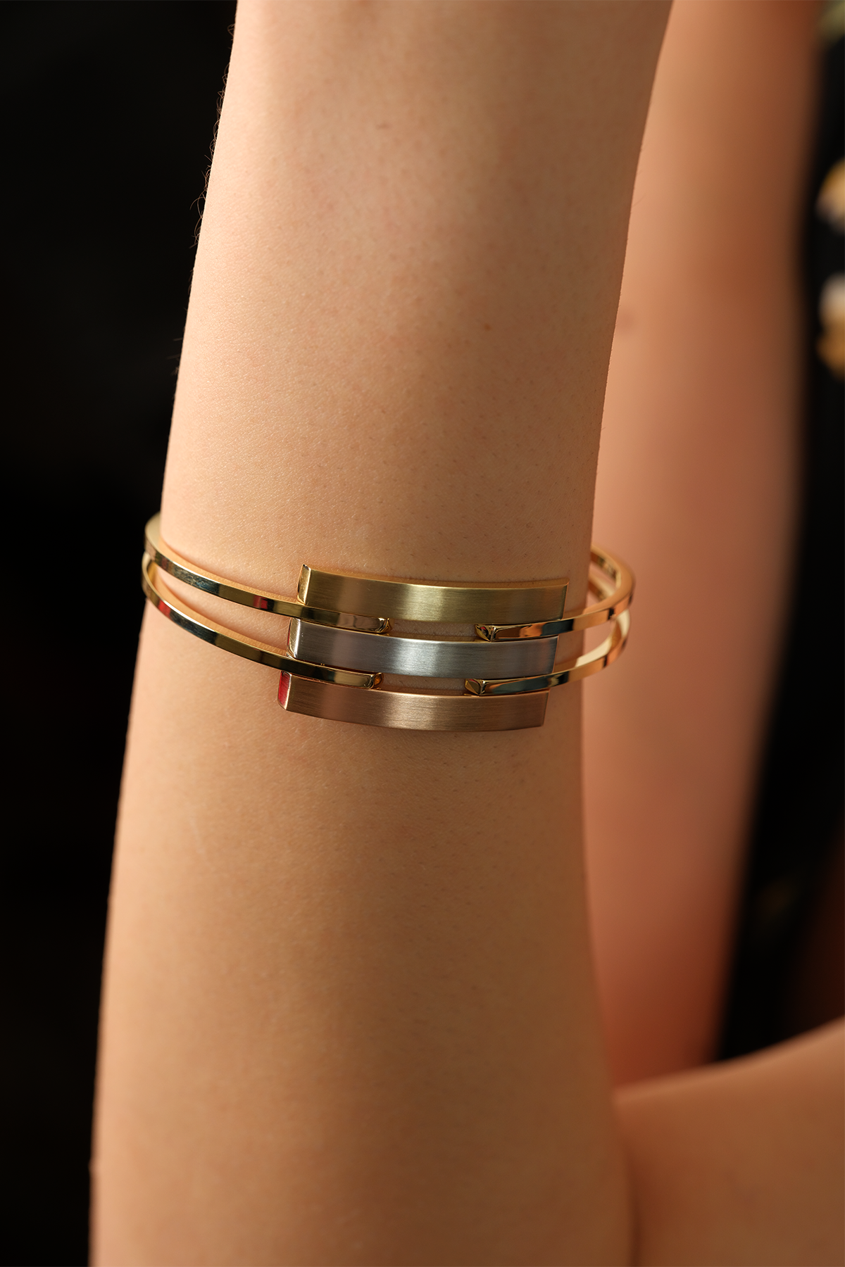 14 Ayar Altın Kalın Üçlü Kaburga Kelepçe