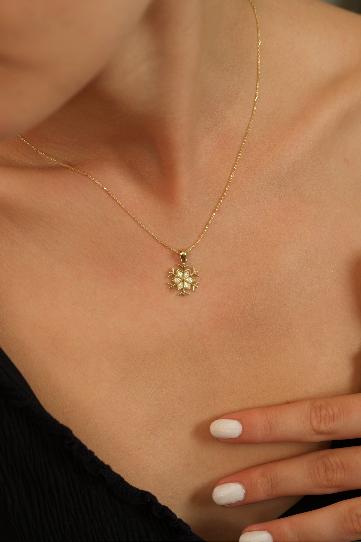 14 Ayar Altın Kar Tanesi Kolye