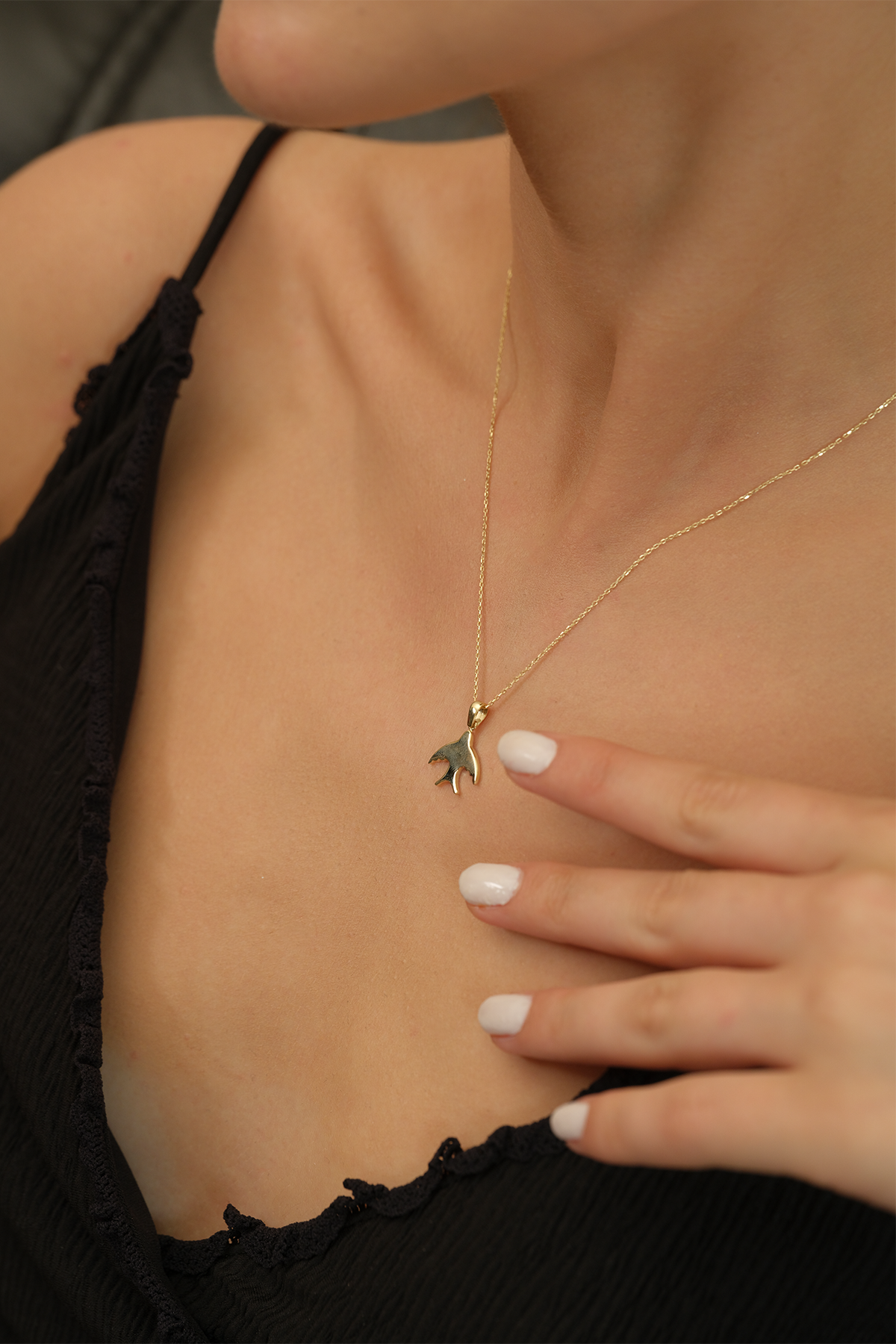 14 Ayar Altın Kırlangıç Kolye