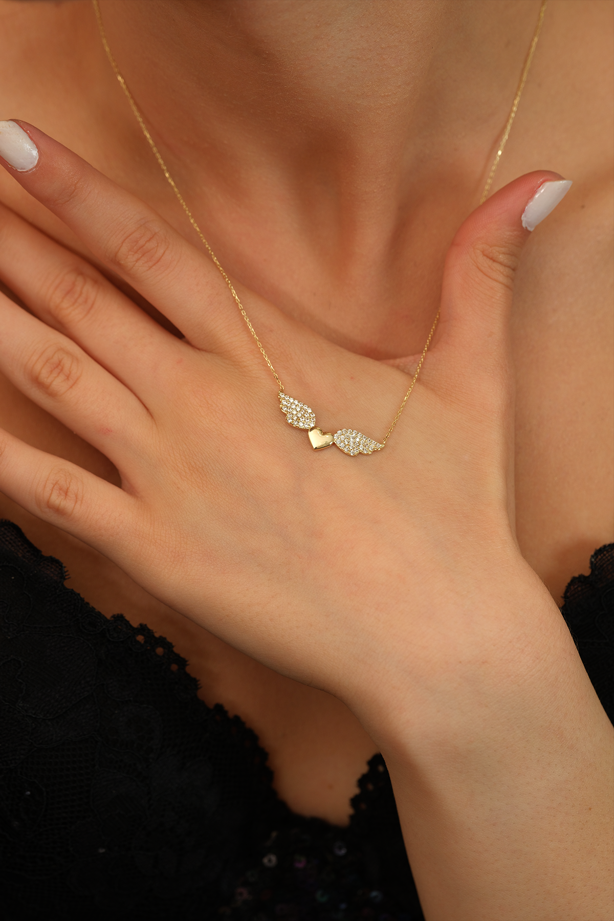 14 Ayar Altın Melek Kanatlı Taşlı Kalp Kolye