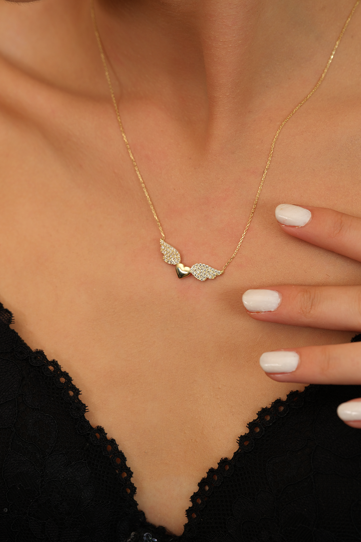 14 Ayar Altın Melek Kanatlı Taşlı Kalp Kolye