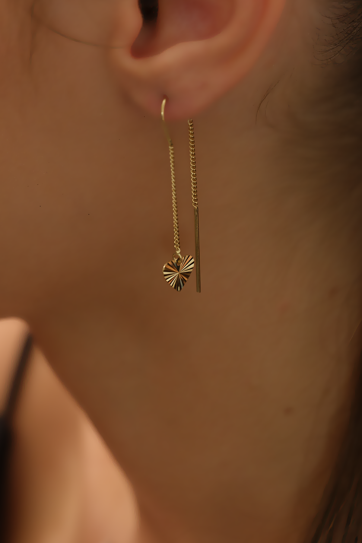 14 Ayar Altın Sallantılı Kalp Küpe