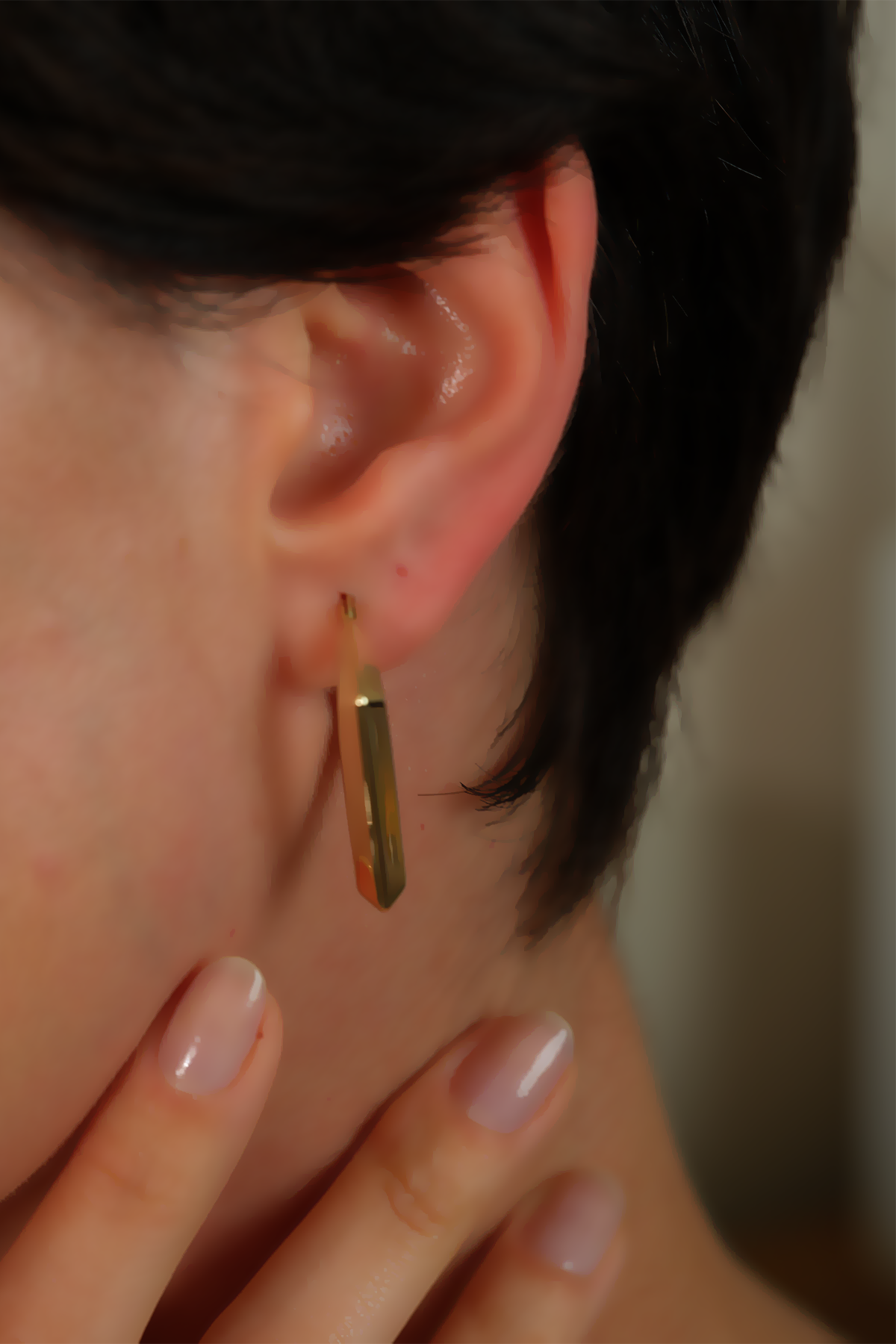 14 Ayar Altın Shine Üçgen Küpe