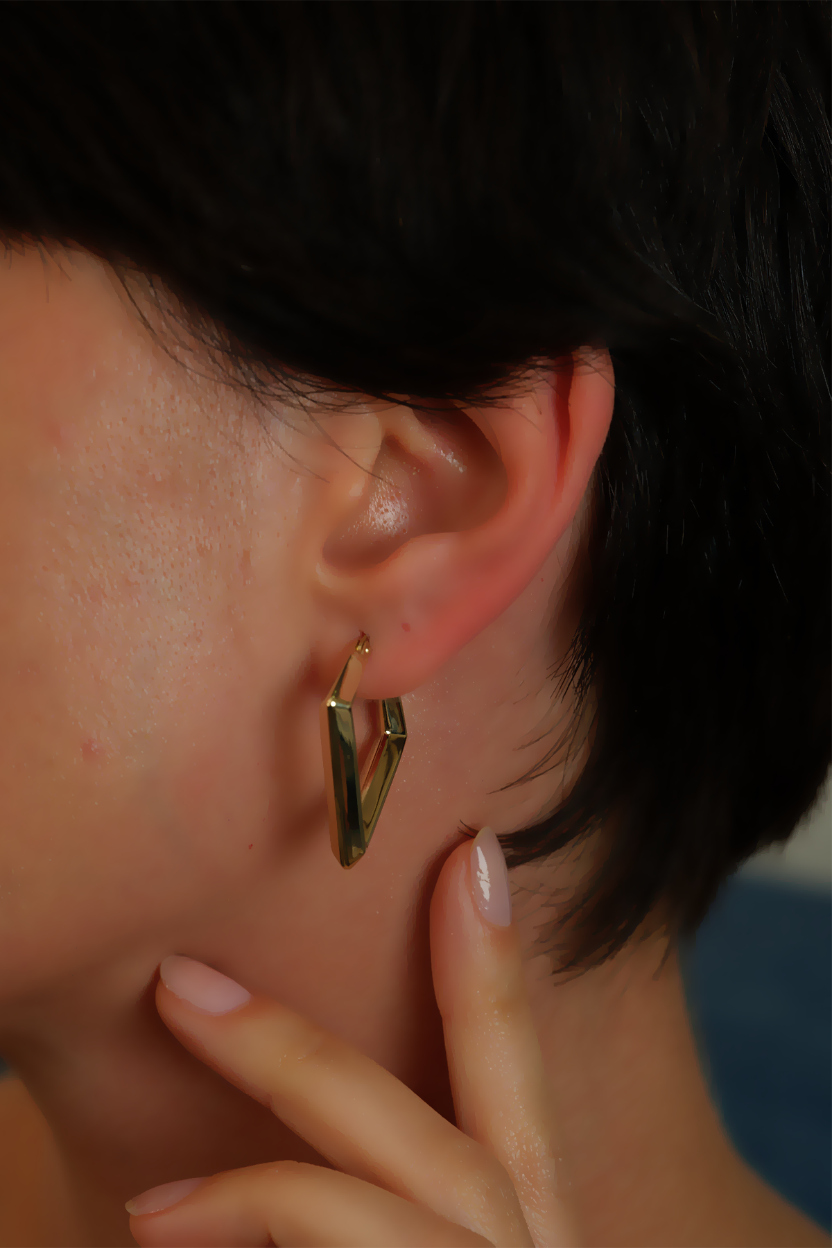 14 Ayar Altın Shine Üçgen Küpe