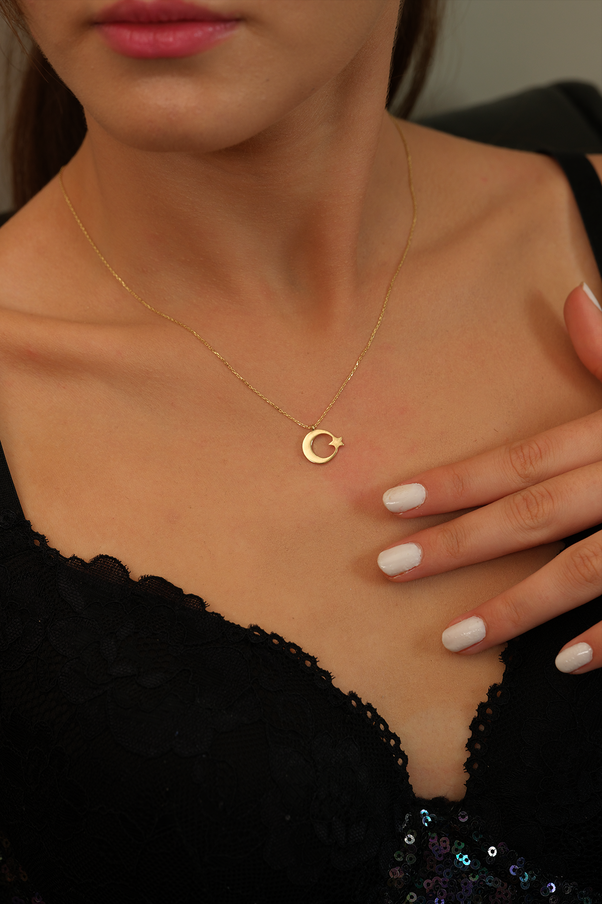 14 Ayar Altın Sade Ay Yıldız Kolye