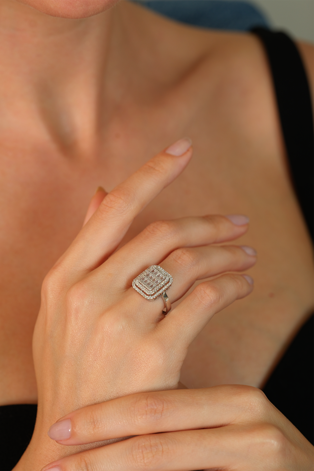 14 Ayar Altın Triple Row Baget Yüzük