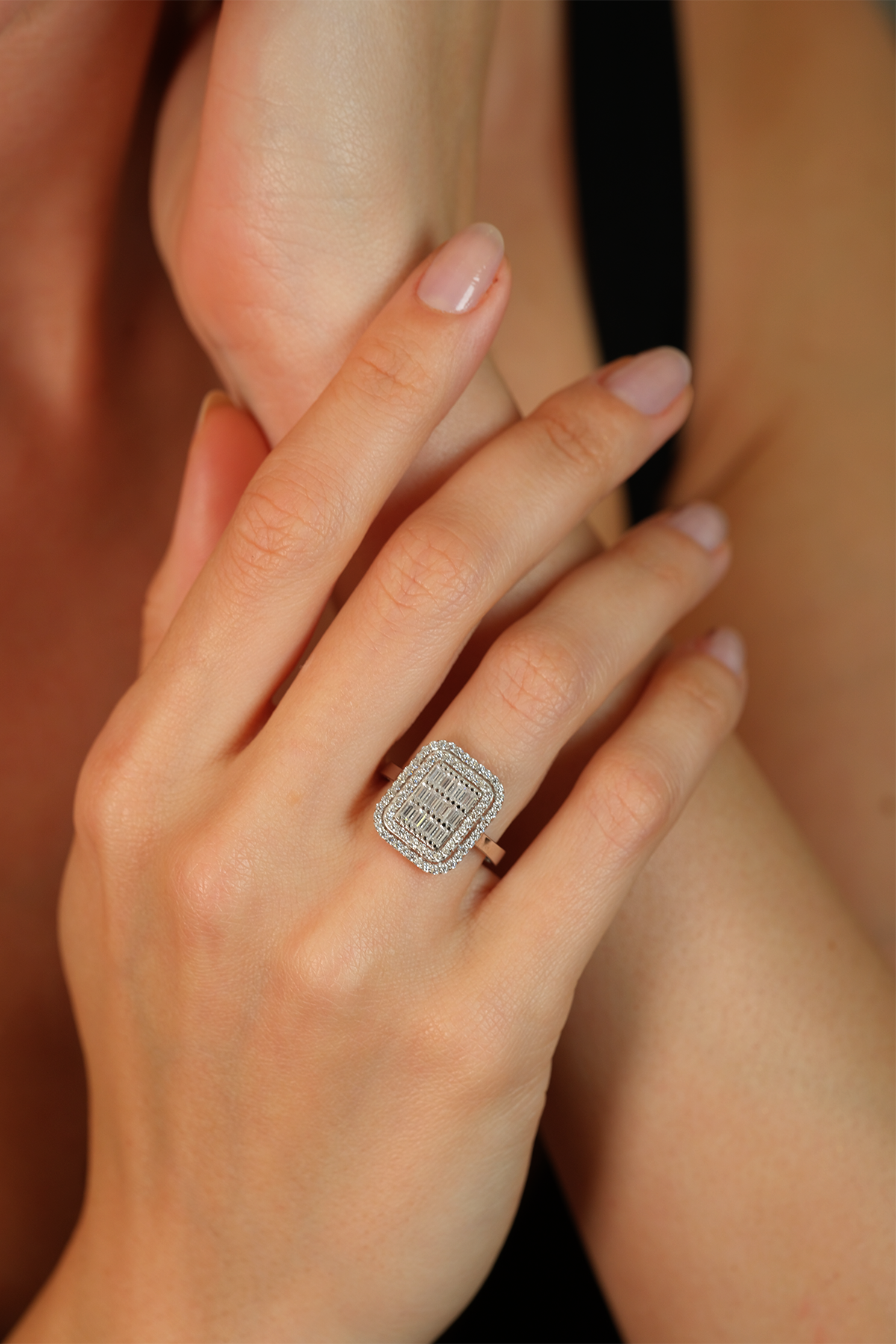 14 Ayar Altın Triple Row Baget Yüzük