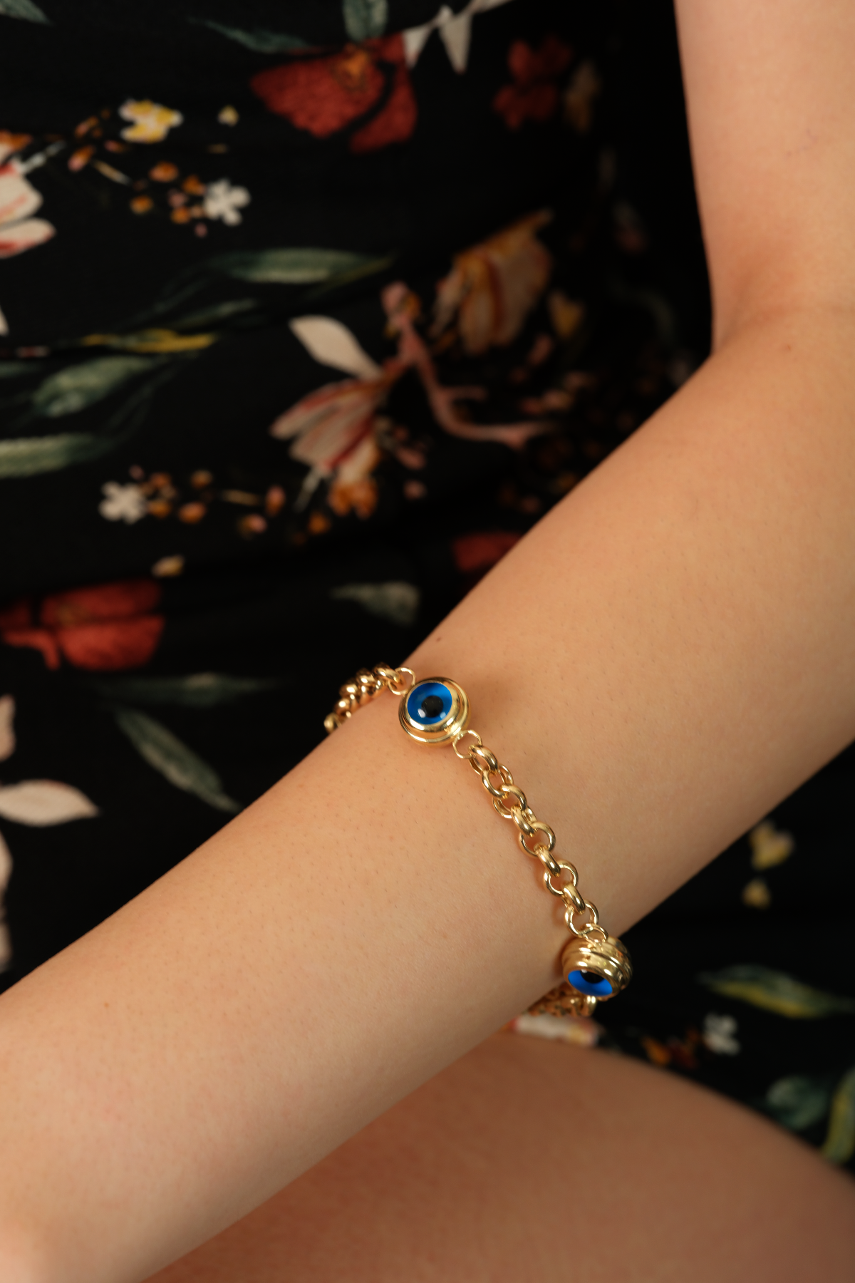 14 Ayar Altın Üç Gözlü Doç Bileklik