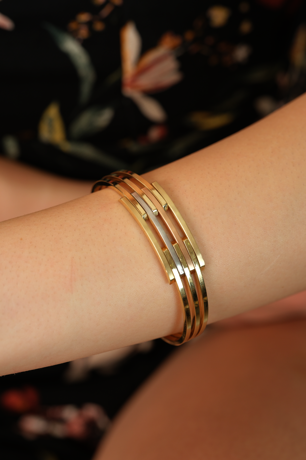 14 Ayar Altın Üç Renk Kaburga Kelepçe