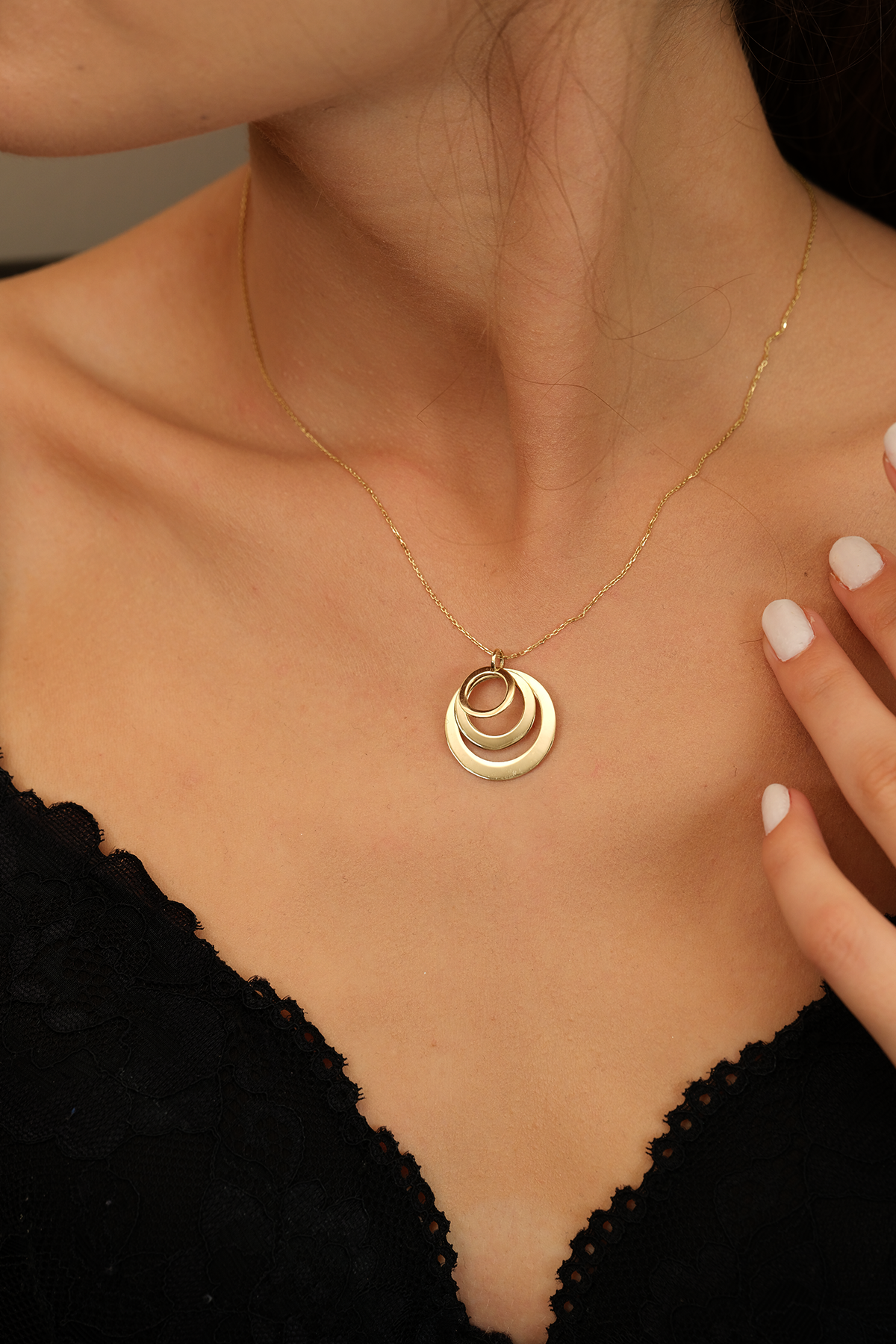 14 Ayar Altın Üçlü Plaka Kolye