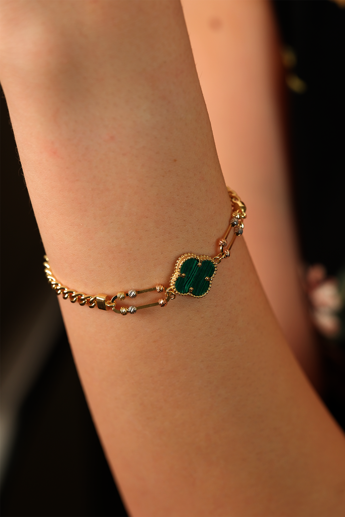 14 Ayar Altın Yeşil Yonca Dorikalı Gurmet Bileklik