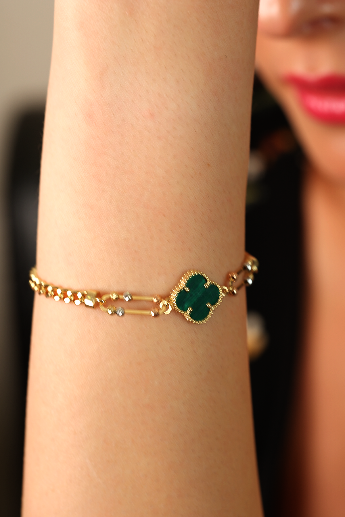 14 Ayar Altın Yeşil Yonca Dorikalı Gurmet Bileklik