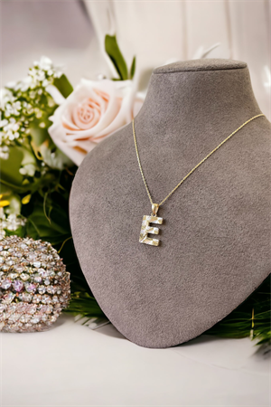 14 Ayar Altın E Harf Kolye Ucu