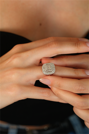 14 Ayar Altın Allure Baget Yüzük