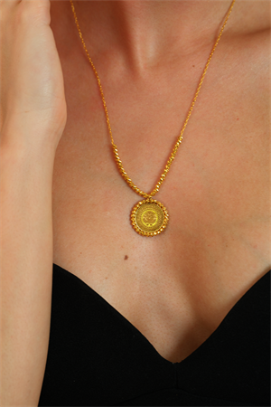 14 Ayar Altın Dorika Çerçeveli Çeyrekli Kolye