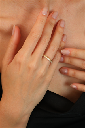 14 Ayar Altın Minimal Taşlı Eklem Yüzük