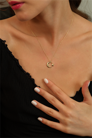 14 Ayar Altın Oval Ay Yıldız Kolye