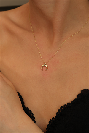 14 Ayar Altın Özel Hilal Kolye